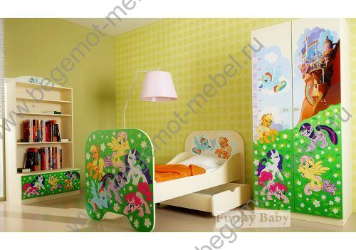 комната для детей Пони
