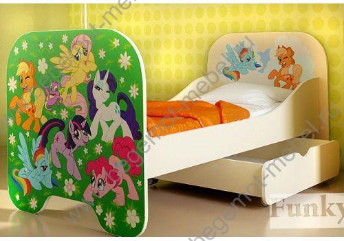 кровать для детской комнаты с одним ящиком