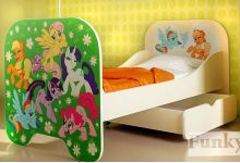 кровать детская с дополнительными ящиками для белья