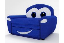 раскладное кресло Тачки для мальчиков синего цвета 